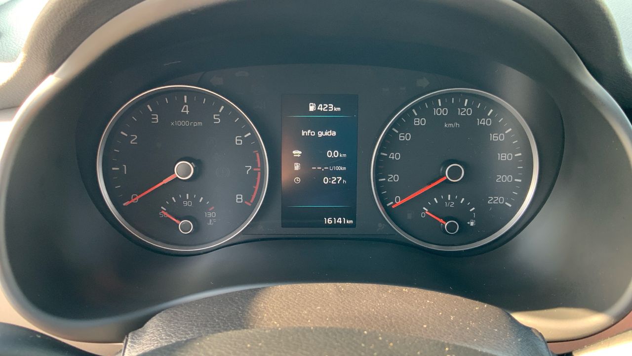 Kia Stonic 1.0 T-GDI MHEV IMT 74KW DRIVE 100 5P