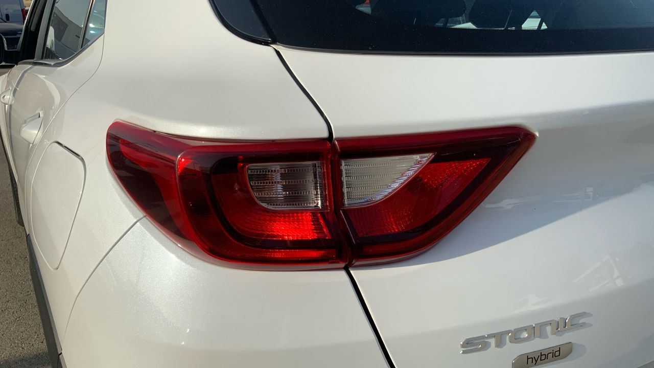 Kia Stonic 1.0 T-GDI MHEV IMT 74KW DRIVE 100 5P