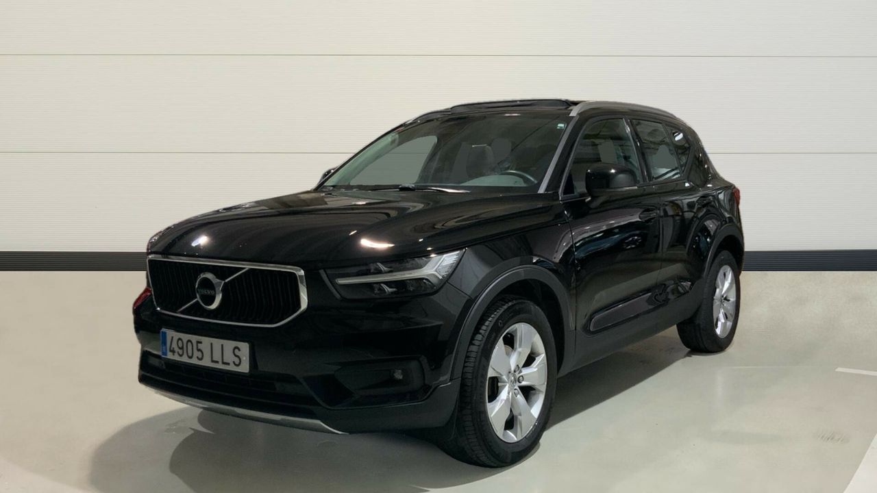 Volvo XC40 1.5 T3 MOMENTUM PRO 163 5P