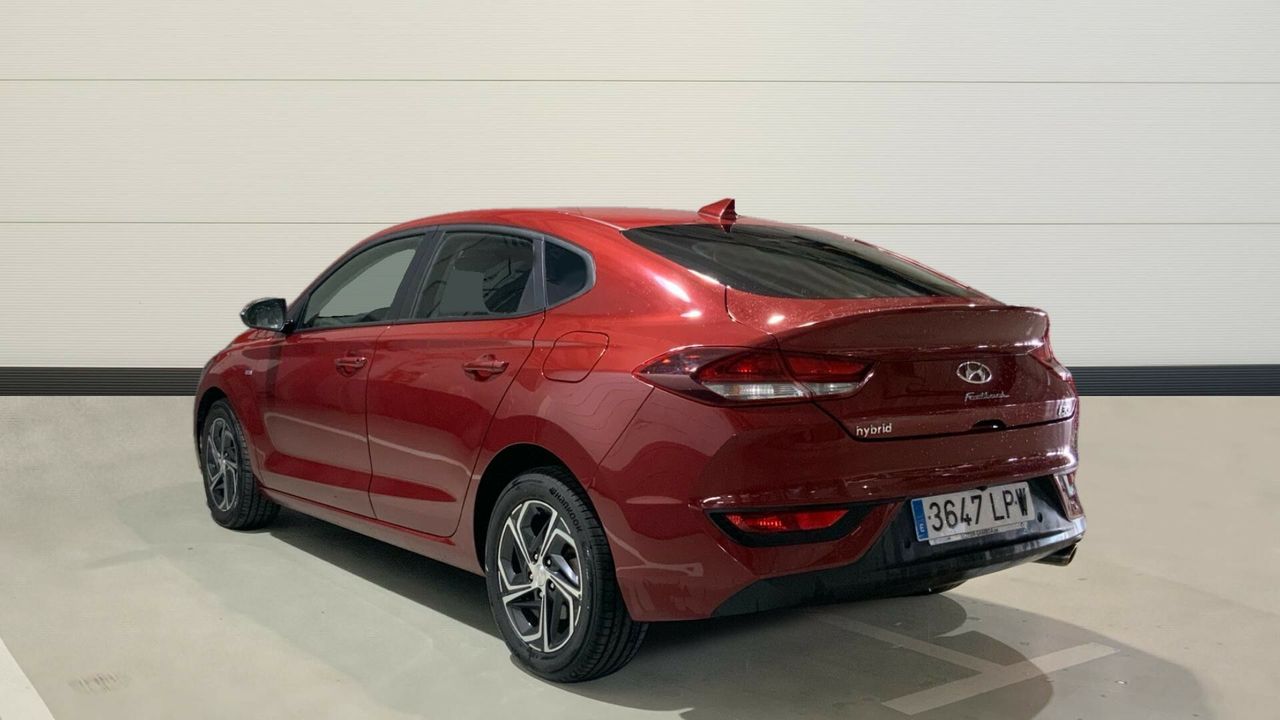 Hyundai i30 1.0 TGDI 48V KLASS FASTBACK 120 5P