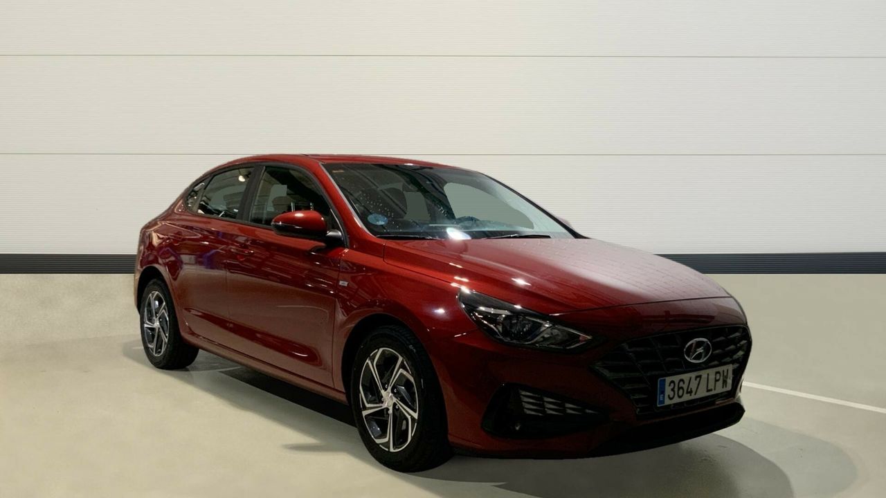 Hyundai i30 1.0 TGDI 48V KLASS FASTBACK 120 5P
