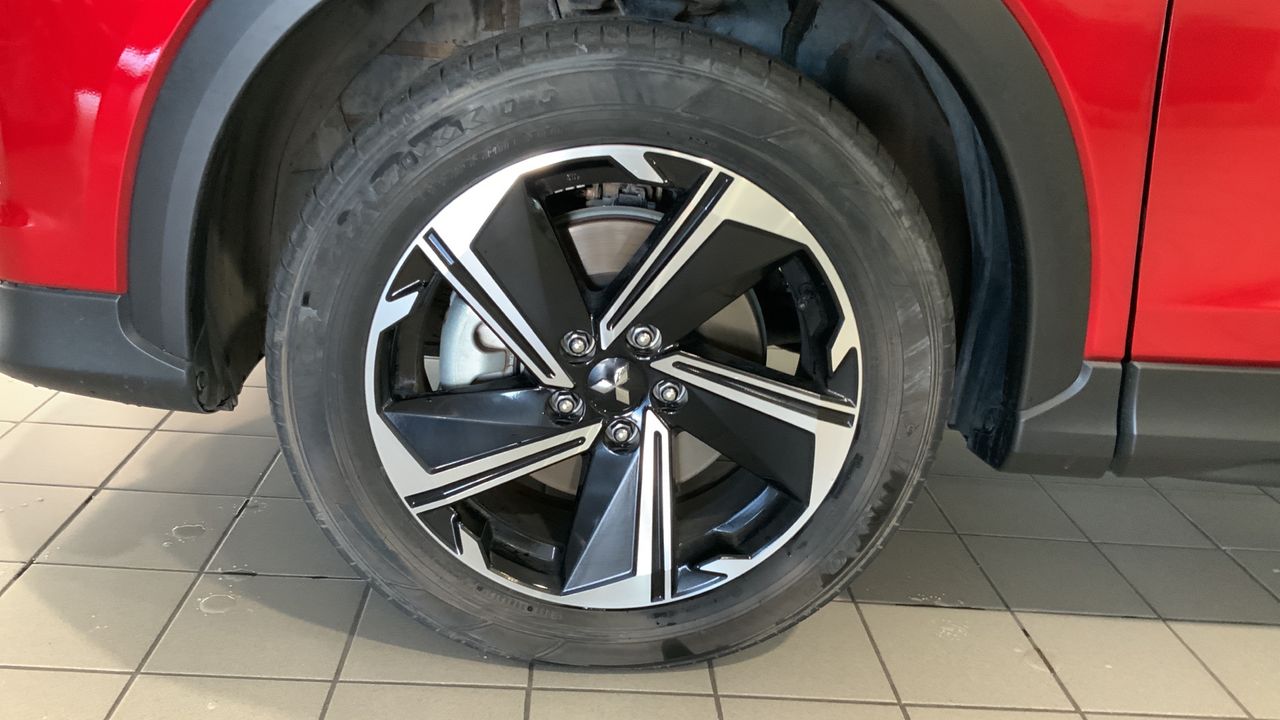 Mitsubishi Eclipse Cross 2.4 PHEV KAITEKI AUTO 4WD 188 5P