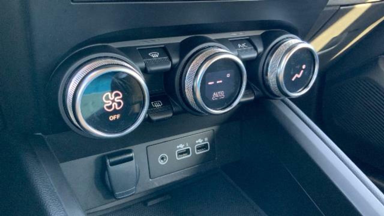 Mitsubishi Colt 1.0 100T LPG MOTION 100 5P