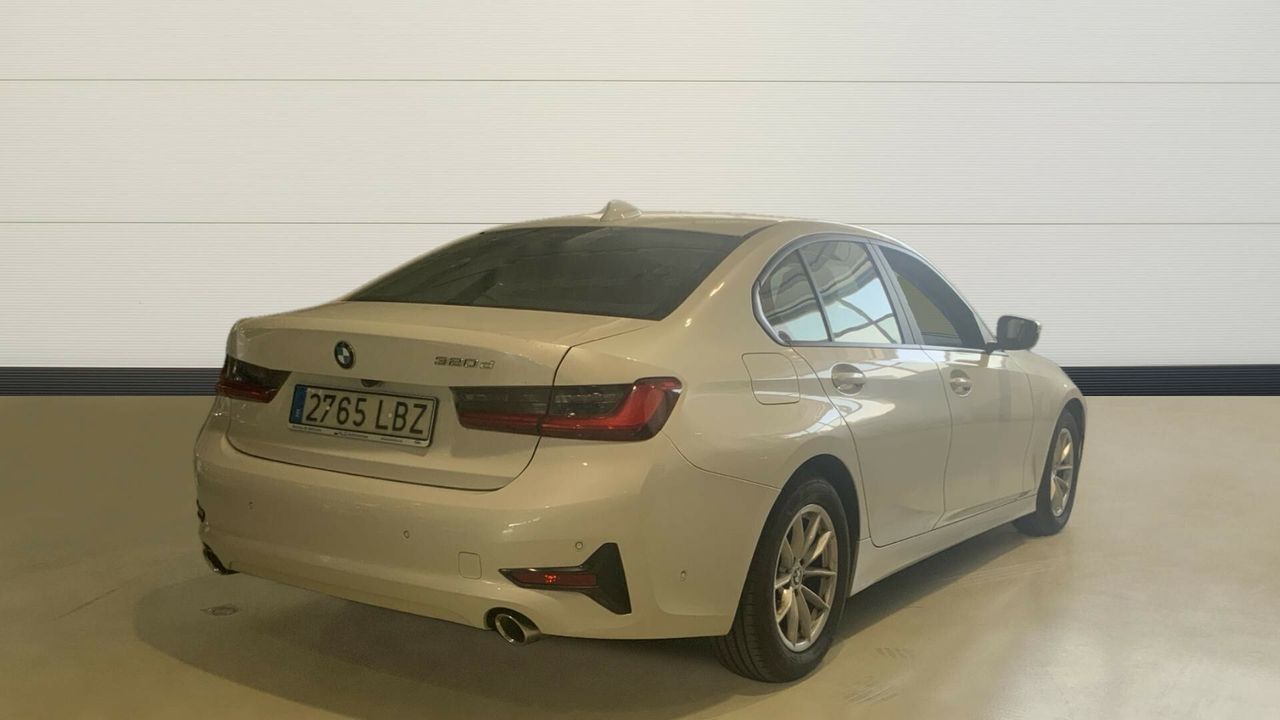 BMW Serie 3 2.0 320D AUTO 190 4P