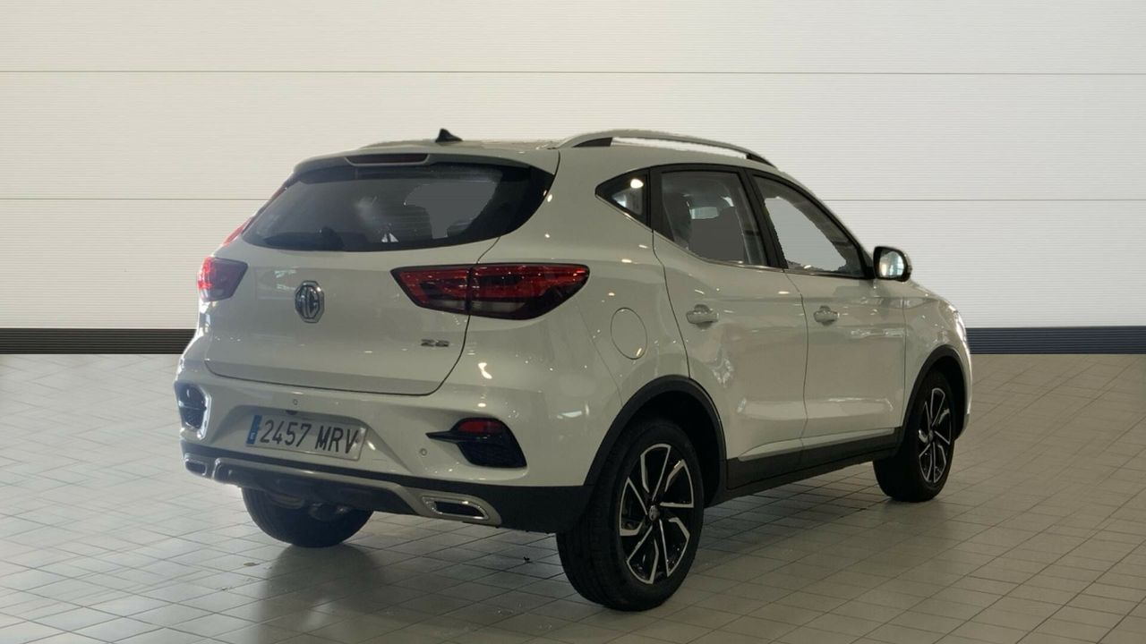 MG ZS 1.5 LUXURY 106 5P