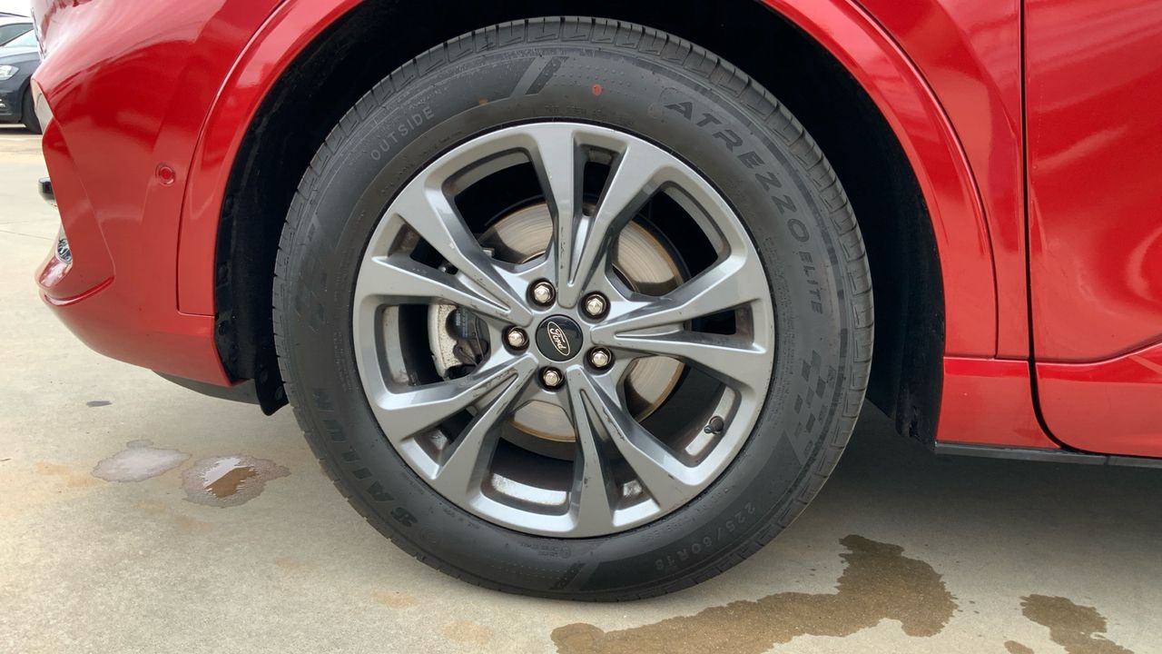 Ford Kuga 2.0 ECOBLUE 88KW ST-LINE AUTO 120 5P