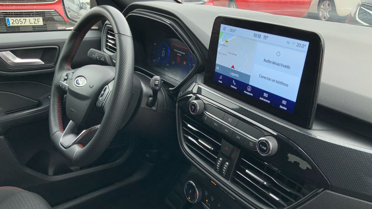 Ford Kuga 2.0 ECOBLUE 88KW ST-LINE AUTO 120 5P