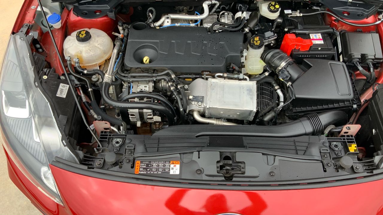 Ford Kuga 2.0 ECOBLUE 88KW ST-LINE AUTO 120 5P