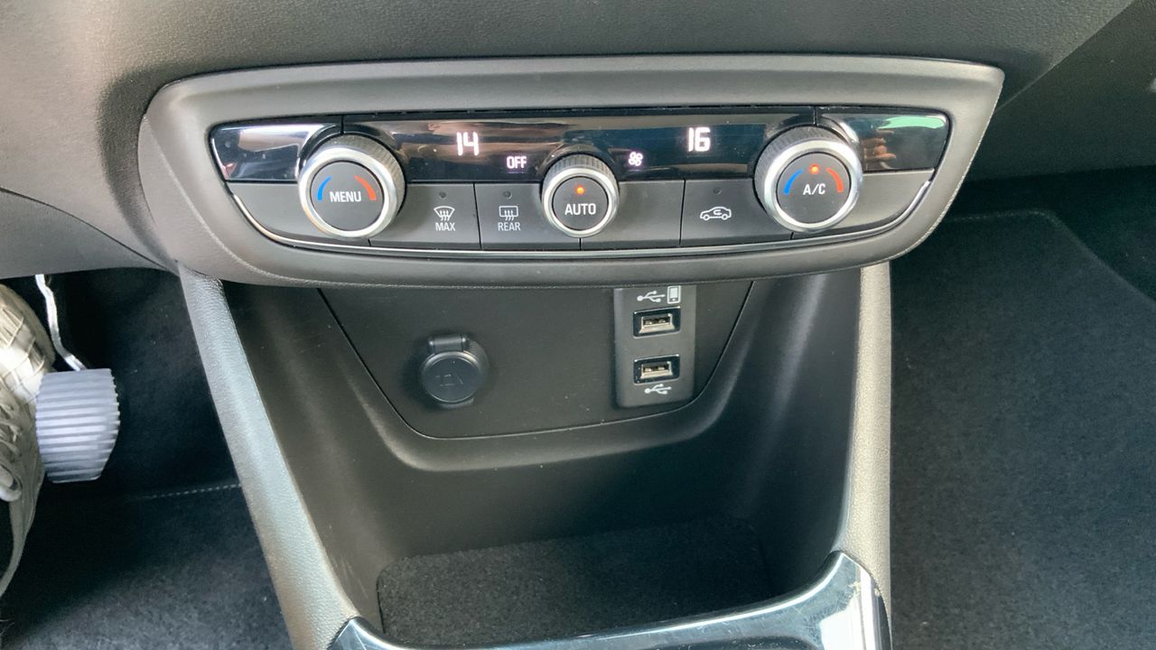 Opel CrossLand 1.5D 81KW ELEGANCE 110 5P