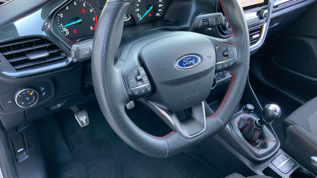 Ford Fiesta 1.0 ECOBOOST MHEV 92KW ST-LINE 125 5P