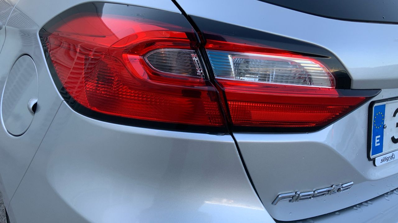 Ford Fiesta 1.0 ECOBOOST MHEV 92KW ST-LINE 125 5P