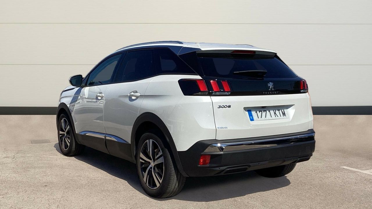 Peugeot 3008 1.2 PURETECH 96KW ALLURE S&S 130 5P