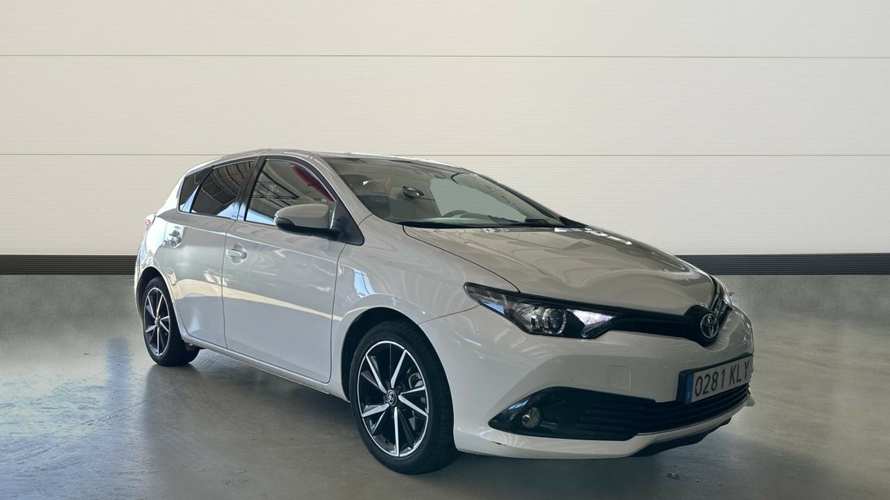 Toyota Auris 1.8 VVT-I HYBRID FEEL! EDITION 136 5P