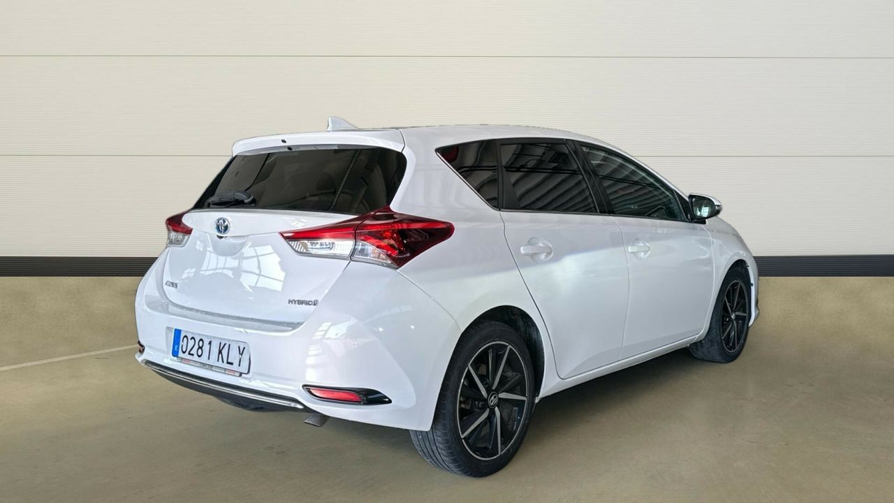 Toyota Auris 1.8 VVT-I HYBRID FEEL! EDITION 136 5P