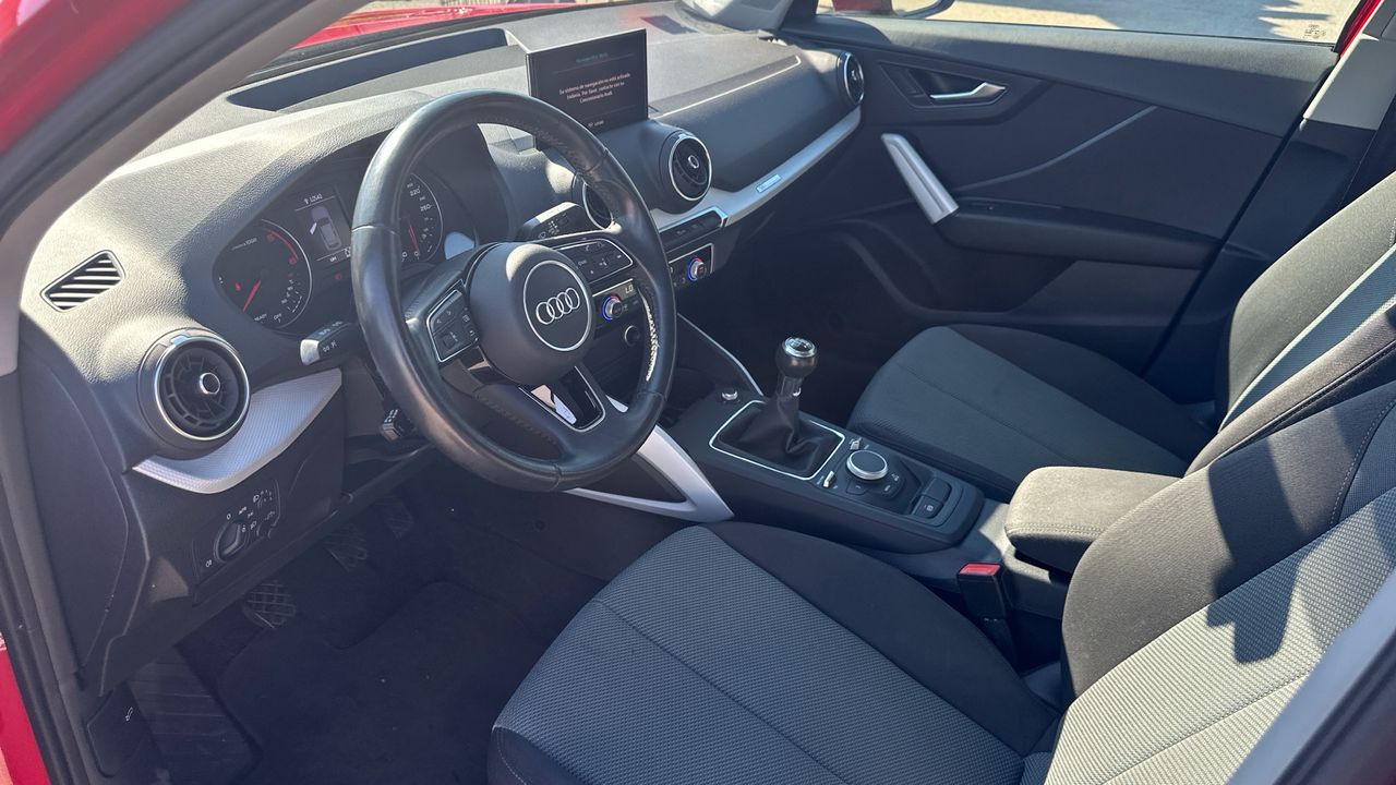 Audi Q2 1.6 30 TDI DESIGN 116 5P