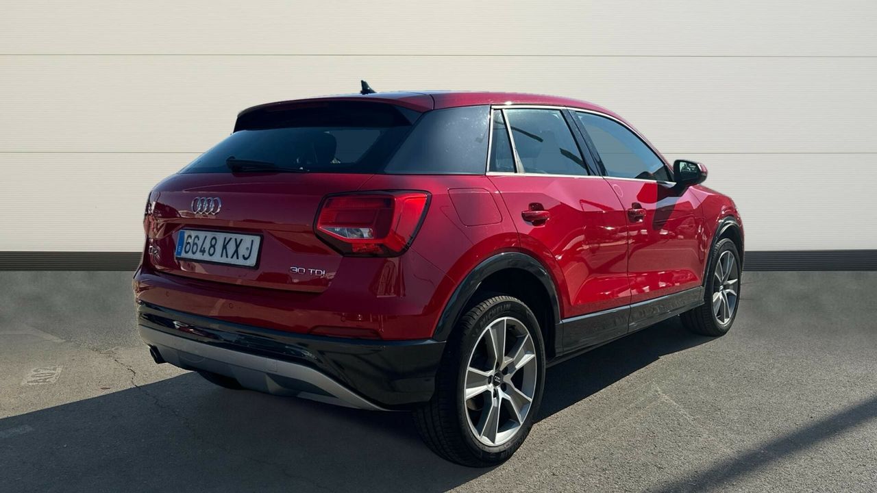 Audi Q2 1.6 30 TDI DESIGN 116 5P