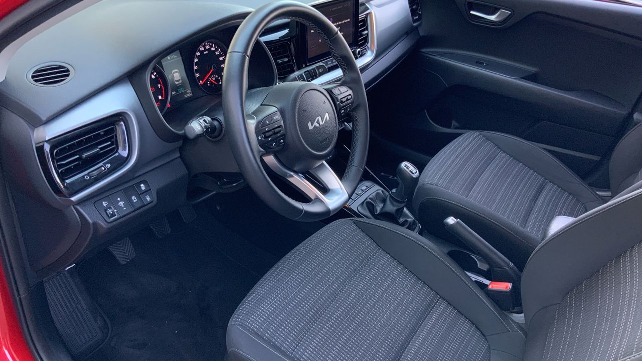 Kia Stonic 1.0 T-GDI MHEV IMT 74KW DRIVE 100 5P