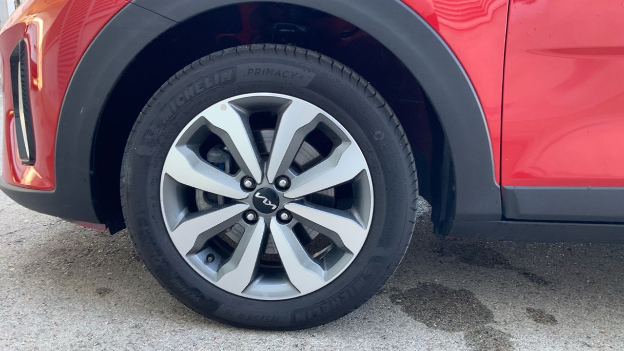 Kia Stonic 1.0 T-GDI MHEV IMT 74KW DRIVE 100 5P
