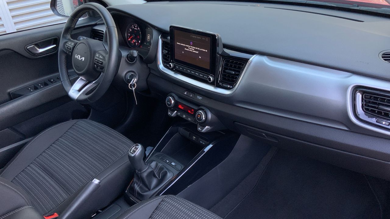 Kia Stonic 1.0 T-GDI MHEV IMT 74KW DRIVE 100 5P
