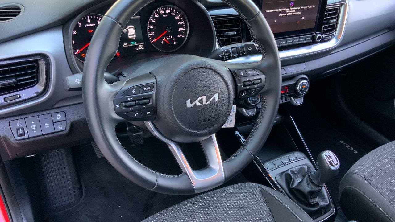Kia Stonic 1.0 T-GDI MHEV IMT 74KW DRIVE 100 5P