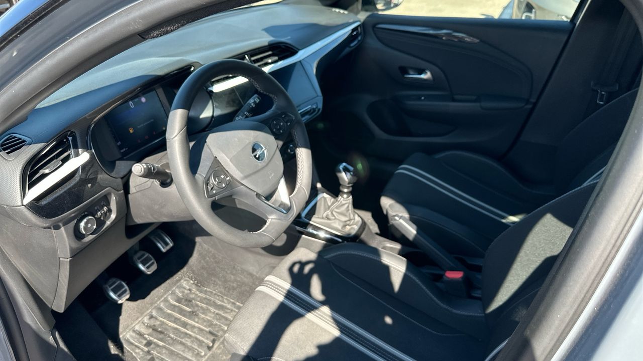 Opel Corsa 1.2T XHL 74KW GS 100 5P