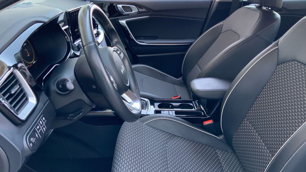 Kia XCeed 1.6 GDI PHEV ETECH 141 5P