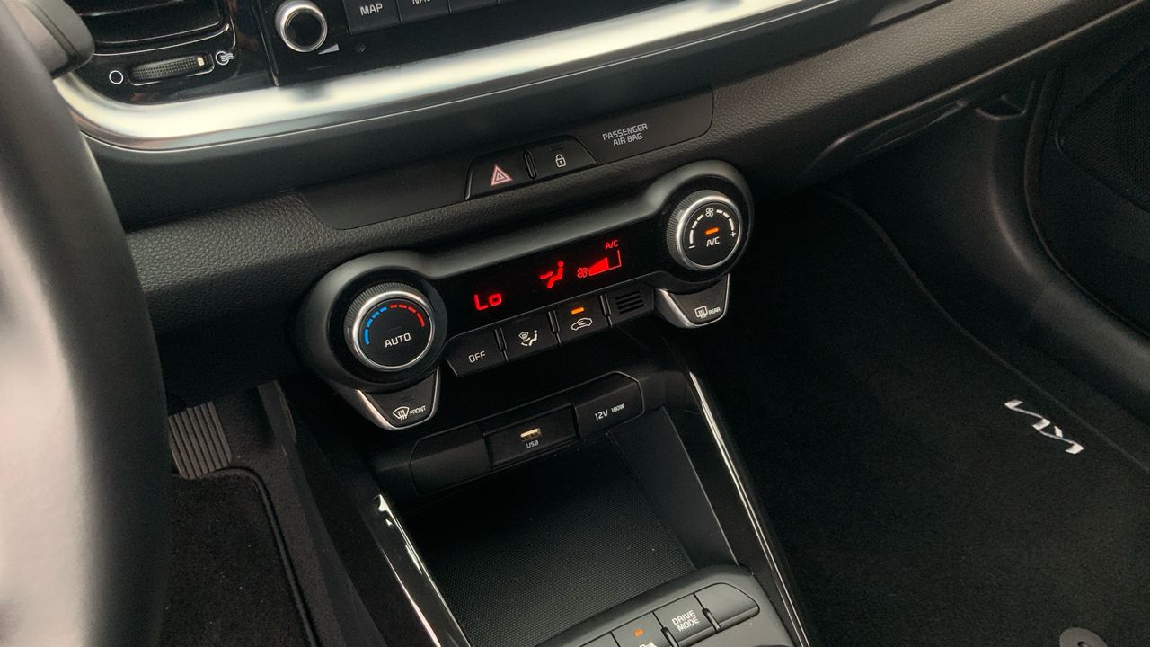 Kia Stonic 1.0 T-GDI MHEV IMT 74KW DRIVE 100 5P