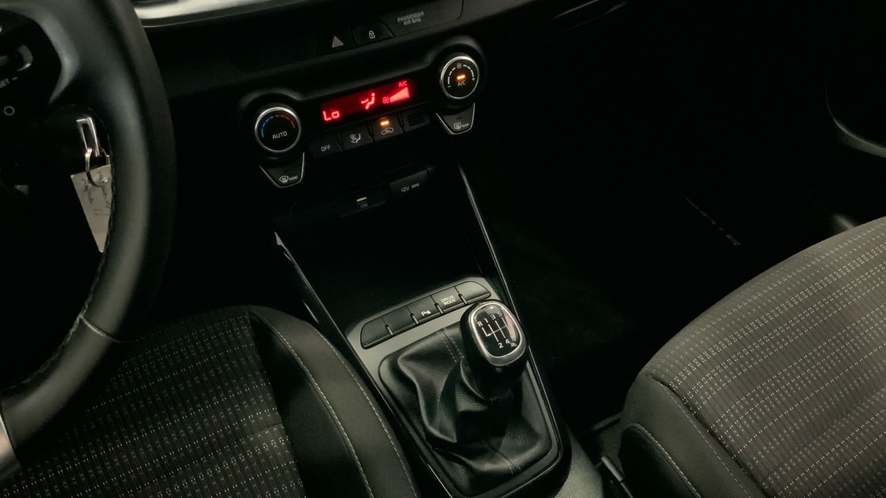 Kia Stonic 1.0 T-GDI 74KW MHEV IMT DRIVE 100 5P