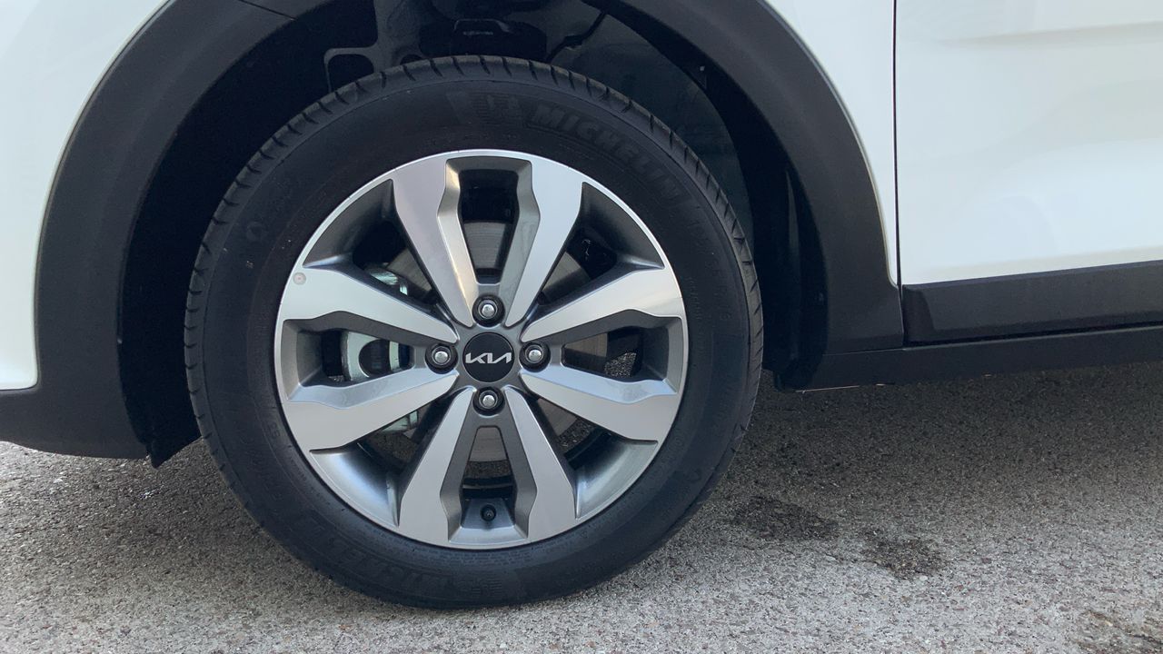Kia Stonic 1.0 T-GDI MHEV 74KW DRIVE DCT 101 5P
