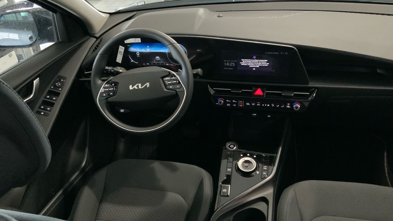 Kia Niro BEV 65KWH 150KW E-NIRO CONCEPT 204 5P