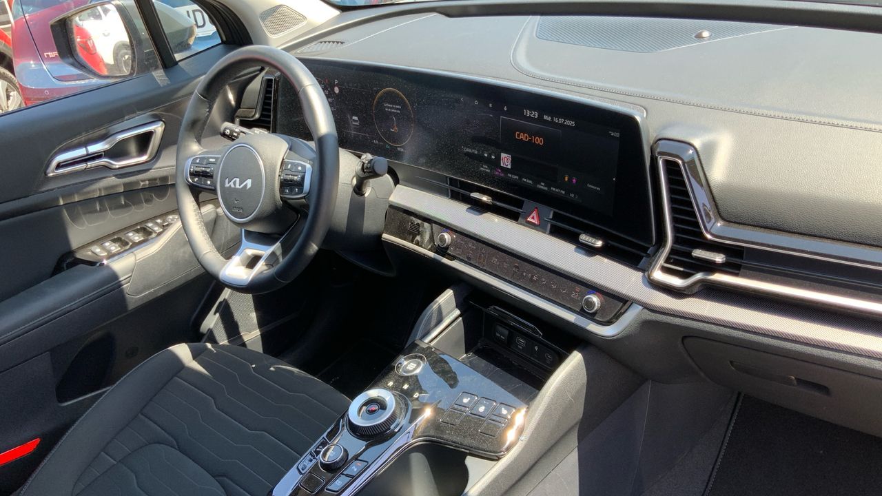 Kia Sportage 1.6 T-GDI HEV TECH AUTO 230 5P