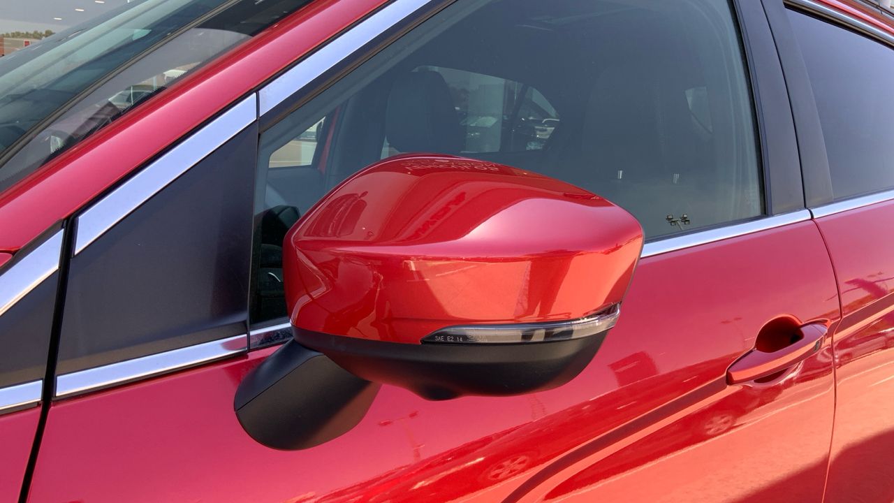 Mitsubishi Eclipse Cross 2.4 PHEV KAITEKI+ AUTO 4WD 188 5P