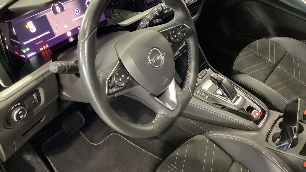 Opel Grandland 1.2 TURBO ULTIMATE AUTO 130 5P