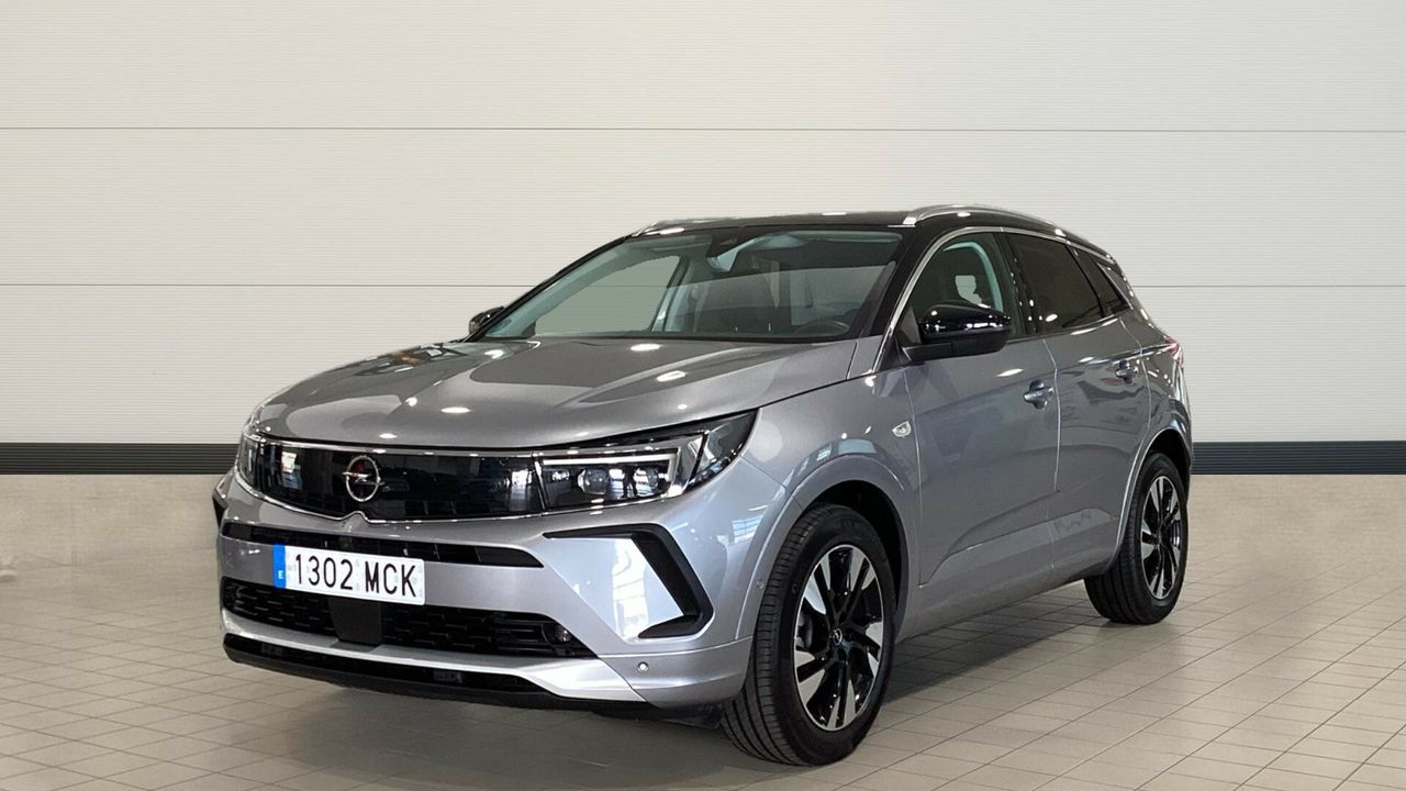 Opel Grandland 1.2 TURBO ULTIMATE AUTO 130 5P
