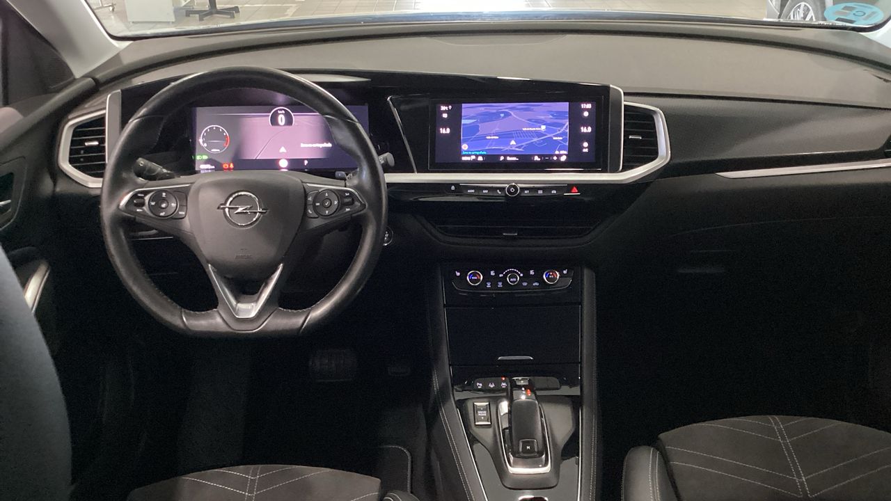 Opel Grandland 1.2 TURBO ULTIMATE AUTO 130 5P