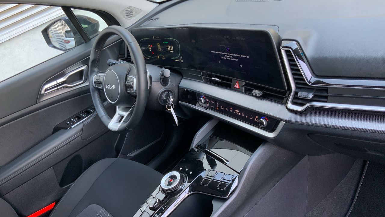 Kia Sportage 1.6 T-GDI HEV DRIVE AUTO 230 5P
