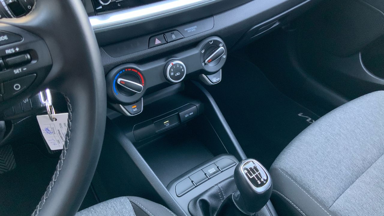 Kia Stonic 1.0 T-GDI MHEV IMT 74KW CONCEPT 100 5P
