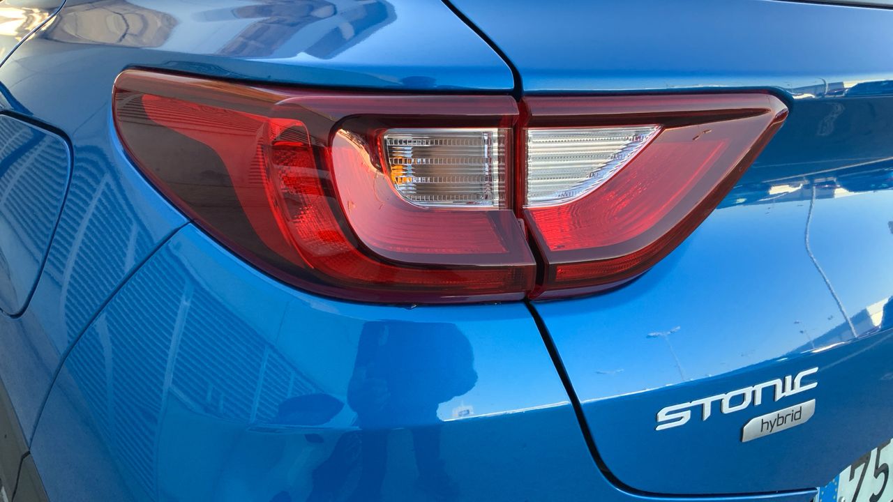 Kia Stonic 1.0 T-GDI MHEV IMT 74KW CONCEPT 100 5P