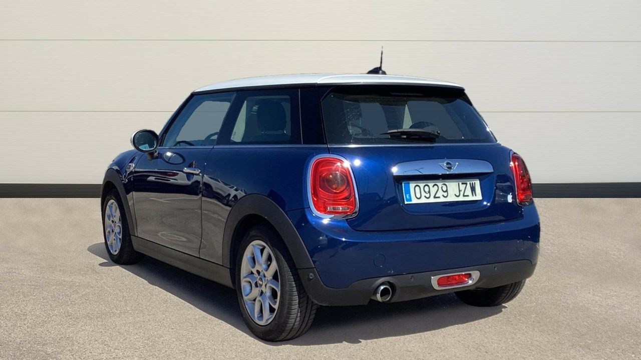 MINI Cooper 1.5 COOPER D 116 5P