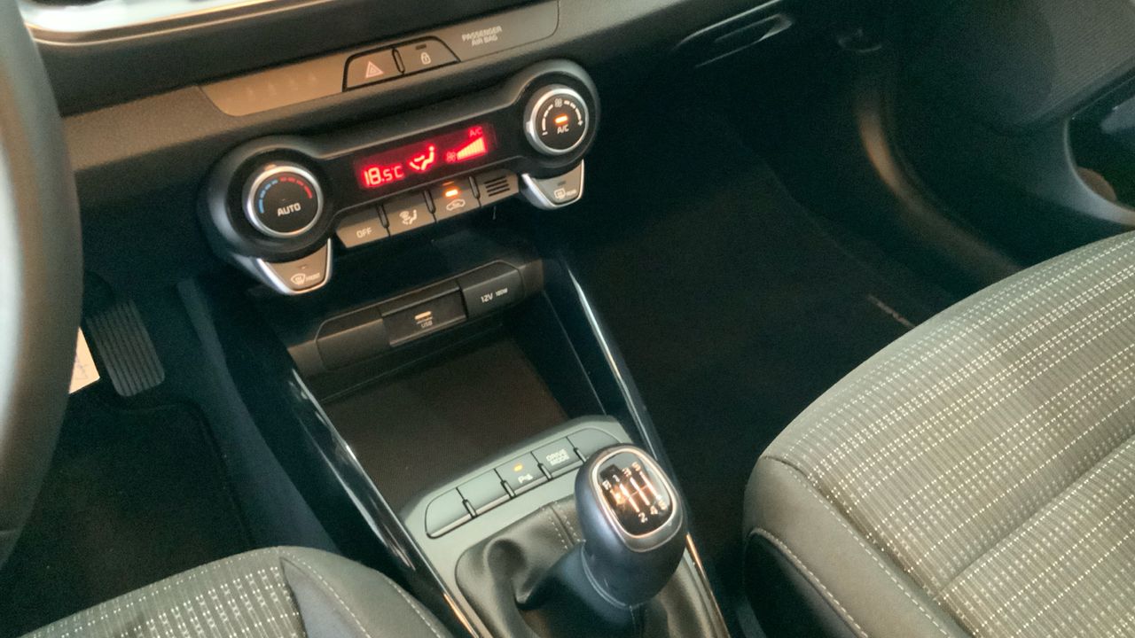 Kia Stonic 1.0 T-GDI MHEV IMT 74KW DRIVE 100 5P