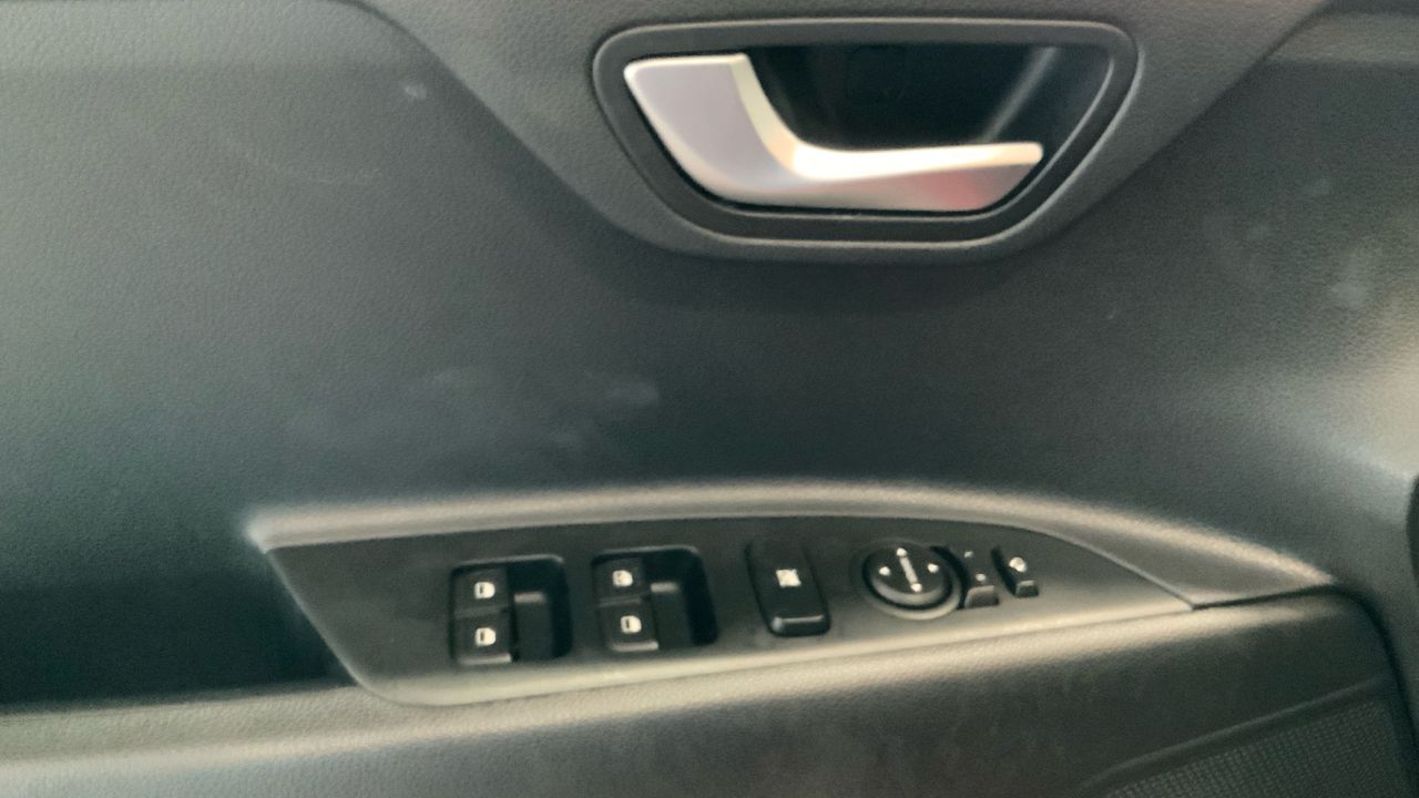 Kia Stonic 1.0 T-GDI MHEV IMT 74KW DRIVE 100 5P