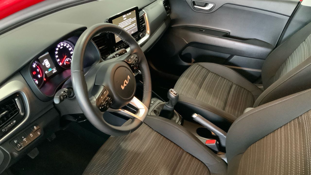 Kia Stonic 1.0 T-GDI MHEV IMT 74KW DRIVE 100 5P