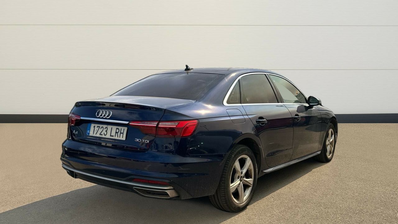 Audi A4 2.0 30 TDI S TRONIC ADVANCED 136 4P