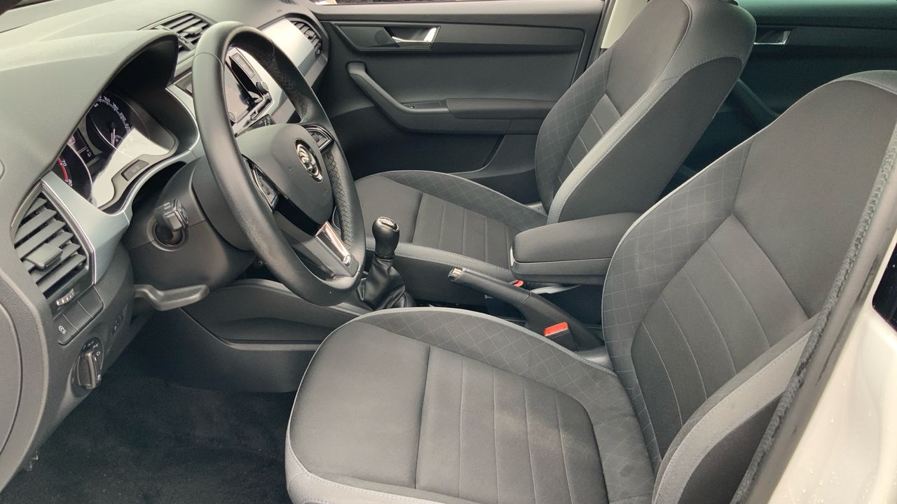 Skoda Fabia COMBI 1.0 TSI 81KW AMBITION 110 5P
