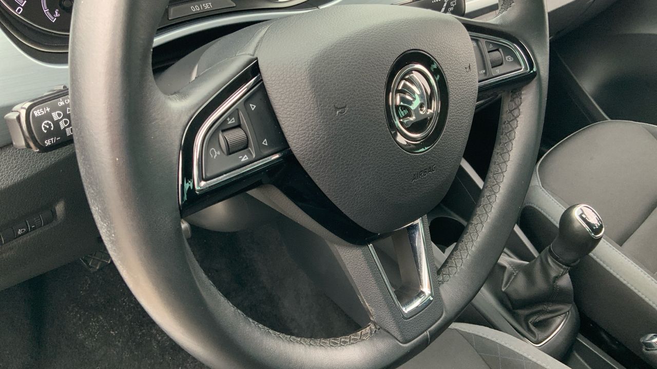 Skoda Fabia COMBI 1.0 TSI 81KW AMBITION 110 5P
