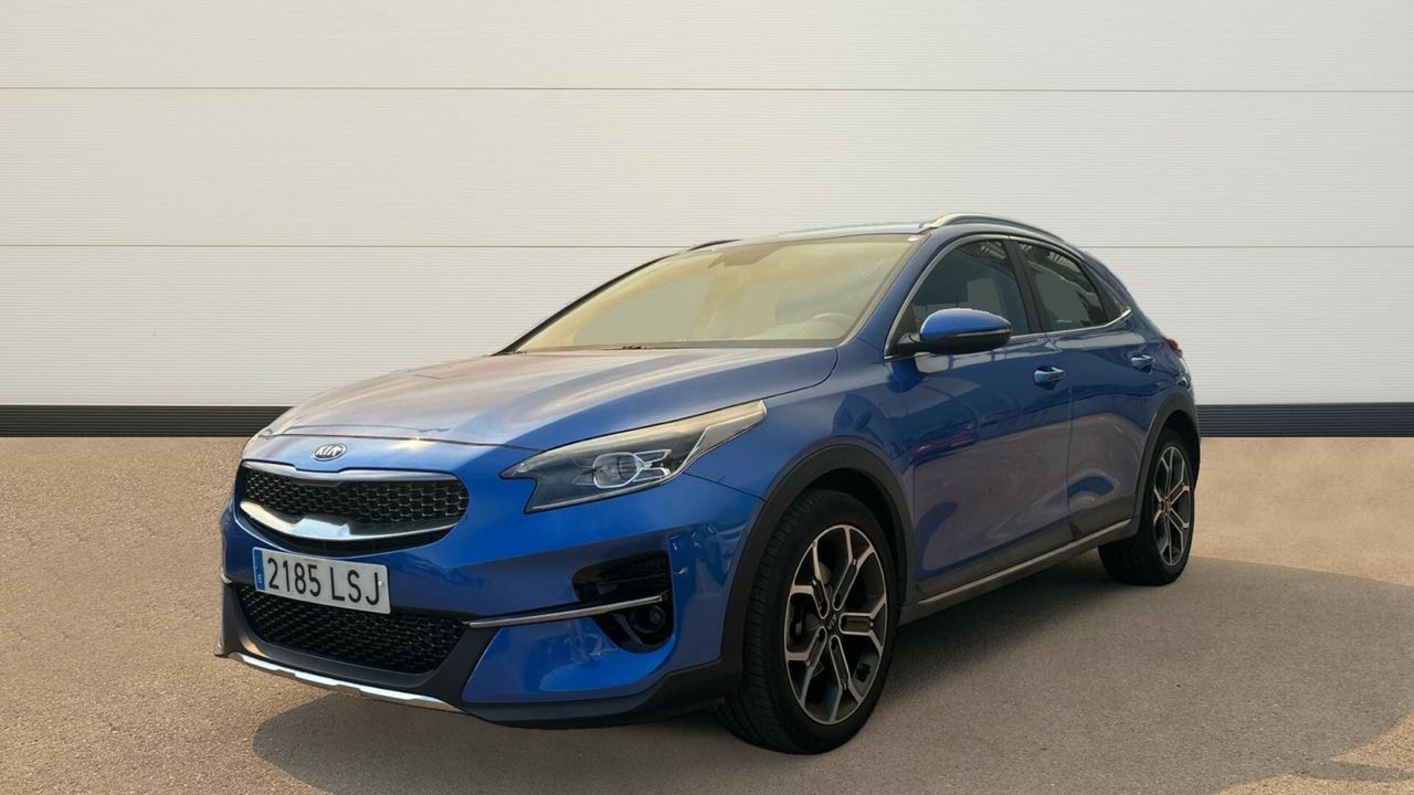 Kia Ceed TECH 1.0 T-GDI TECH 120CV (MY21) AM0221