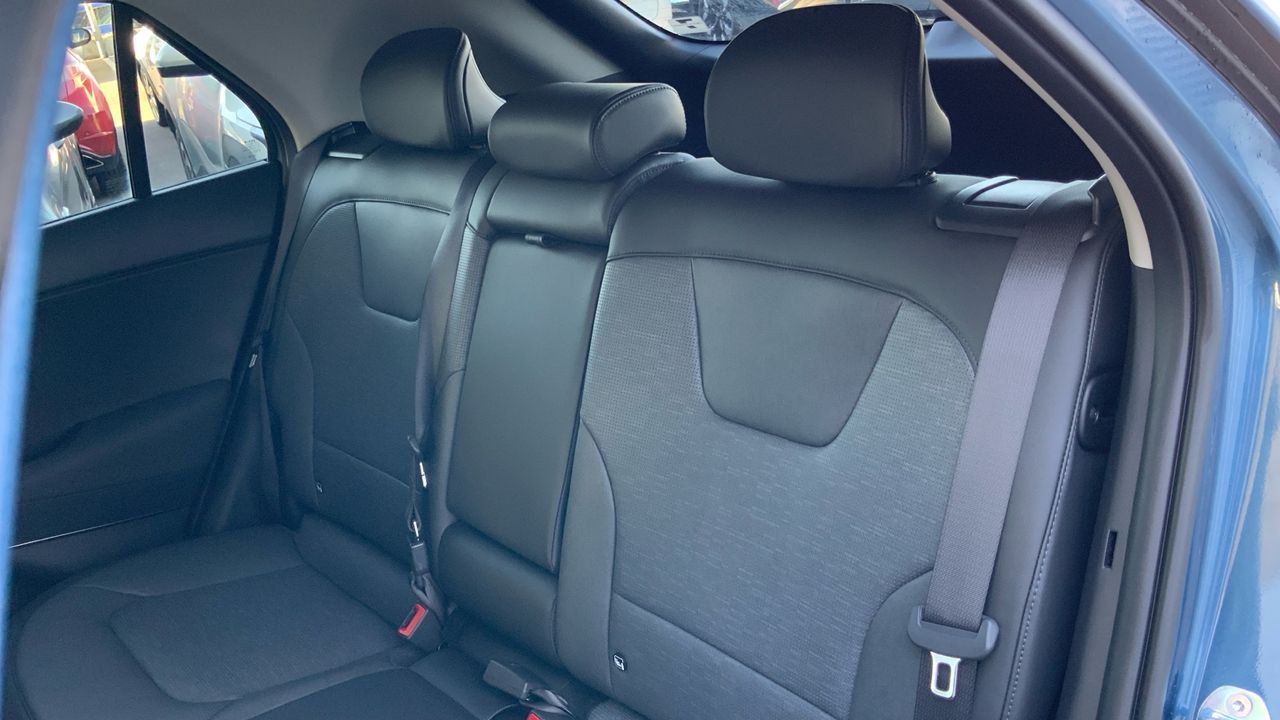 Kia Niro BEV 65KWH 150KW E-NIRO EMOTION 204 5P