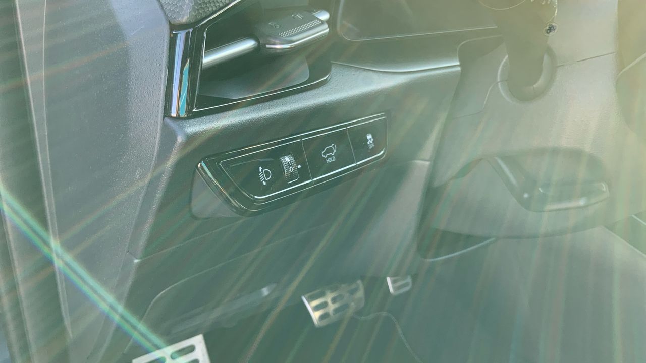 Kia Niro BEV 65KWH 150KW E-NIRO EMOTION 204 5P