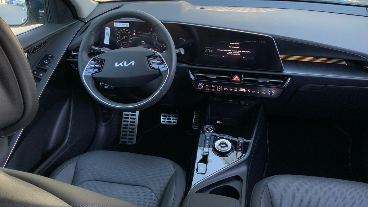 Kia Niro BEV 65KWH 150KW E-NIRO EMOTION 204 5P