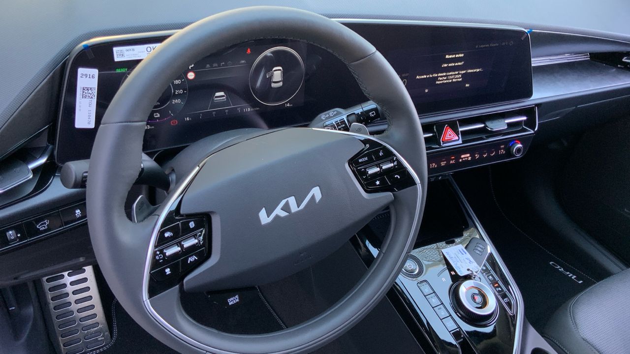 Kia Niro BEV 65KWH 150KW E-NIRO EMOTION 204 5P